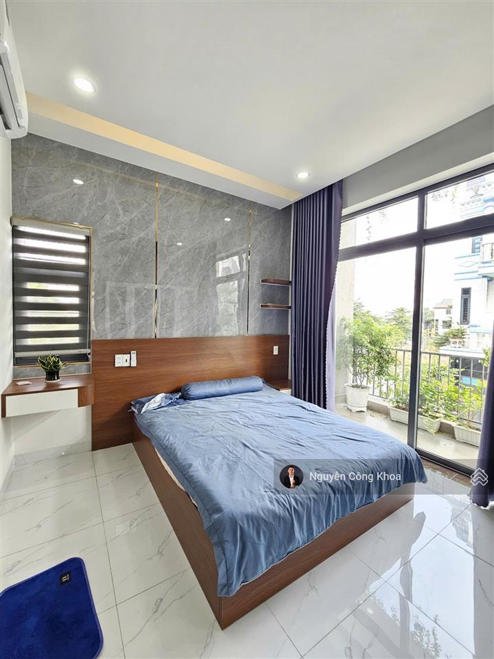 Bán nhà 2 mặt tiền, 4 phòng ngủ, hoàn công, kdc gần chợ phú phong 200m, p.bình chuẩn, tp.thuận an