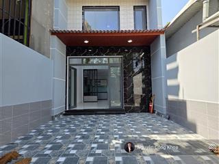 Bán nhà ngang 5m, sân ô tô, phòng ngủ dưới, gần cầu phú long 500m, p.lái thiêu tp.thuận an