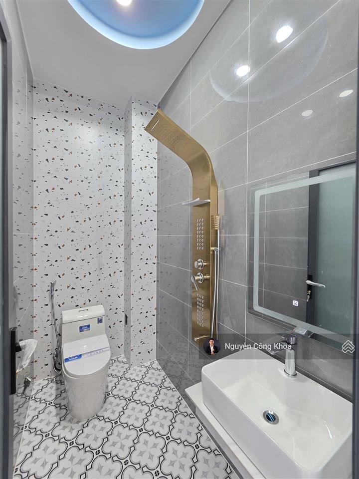Bán nhà hoàn công, sân ô tô, phòng ngủ dưới, gần chợ tân hạnh 300m, p.tân hạnh, tp.biên hòa