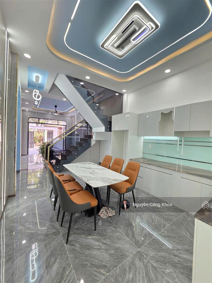 Bán nhà hoàn công, sân ô tô, phòng ngủ dưới, gần chợ tân hạnh 300m, p.tân hạnh, tp.biên hòa