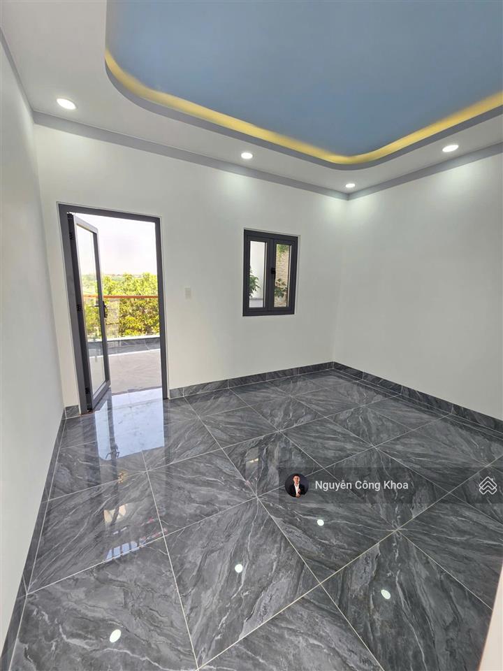 Bán nhà hoàn công, sân ô tô, phòng ngủ dưới, gần chợ tân hạnh 300m, p.tân hạnh, tp.biên hòa