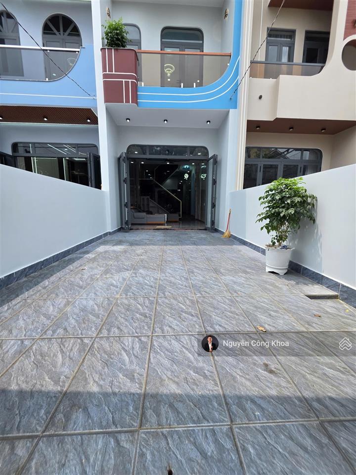 Bán nhà hoàn công, sân ô tô, phòng ngủ dưới, gần chợ tân hạnh 300m, p.tân hạnh, tp.biên hòa