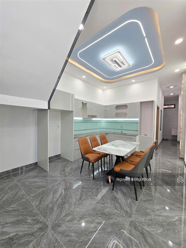 Bán nhà hoàn công, sân ô tô, phòng ngủ dưới, gần chợ tân hạnh 300m, p.tân hạnh, tp.biên hòa