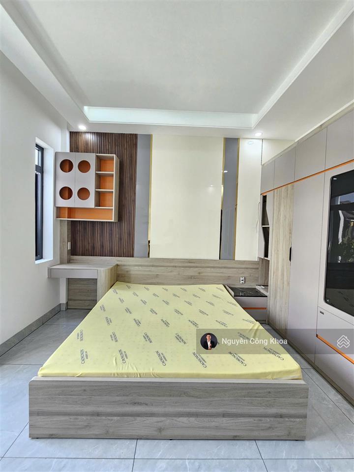 Bán nhà mặt tiền kinh doanh, 3 phòng ngủ, kdc gần chợ phú phong 300m, p.bình chuẩn, tp.thuận an