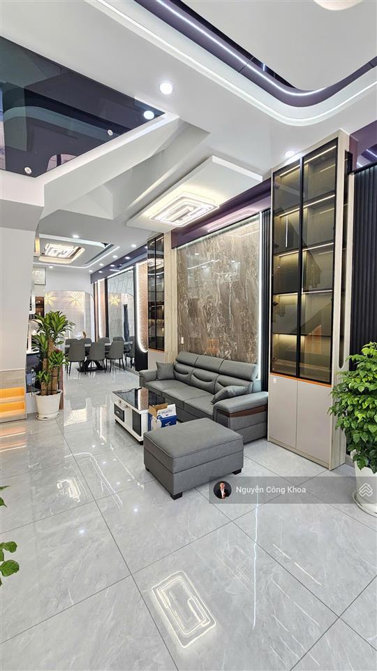 Bán nhà mặt tiền kinh doanh, 3 phòng ngủ, kdc gần chợ phú phong 300m, p.bình chuẩn, tp.thuận an