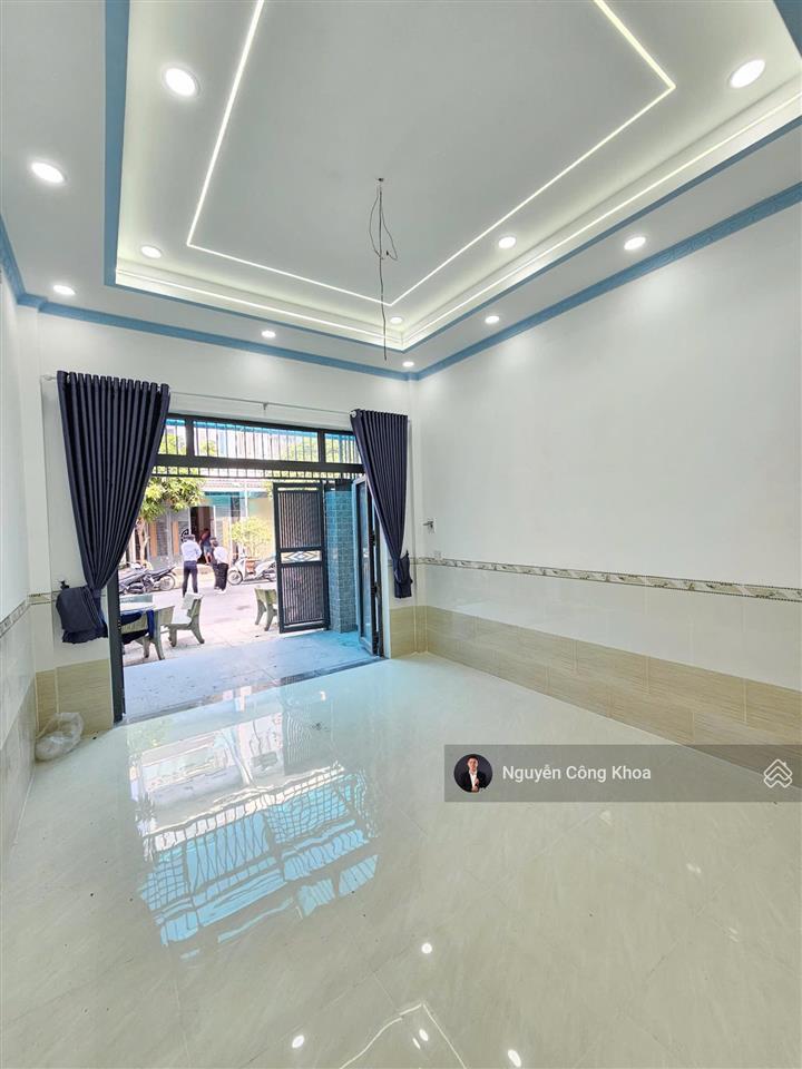 Bán nhà 1 trệt 2 lầu hoàn công, 4 phòng ngủ, kdc gần thủ đức 6km, p. dĩ an, tp. dĩ an