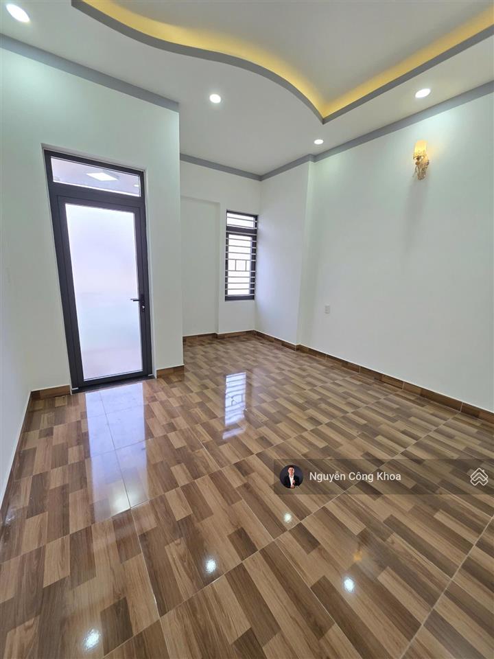 Bán nhà có 5 phòng ngủ, sân ô tô, gần đường nguyễn tri phương 300m, p.hóa an, tp.biên hòa