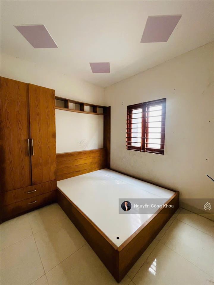 Bán nhà 1t1l có phòng ngủ dưới, full nội thất, kdc gần chợ bà tri 500m, p.tân hiệp, tp.tân uyên