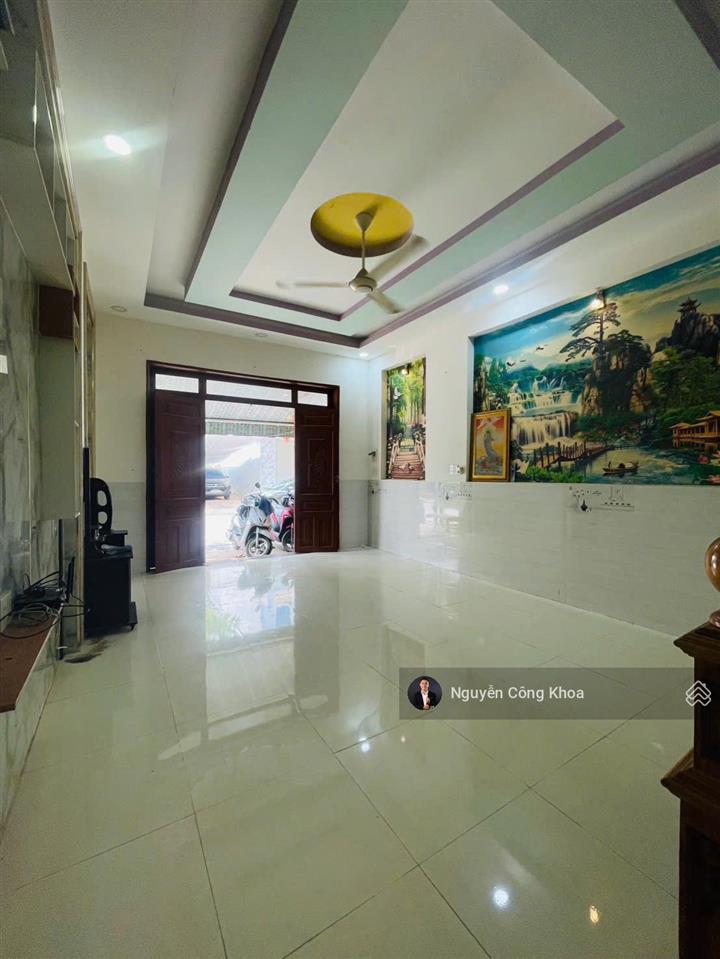 Bán nhà 1t1l có phòng ngủ dưới, full nội thất, kdc gần chợ bà tri 500m, p.tân hiệp, tp.tân uyên