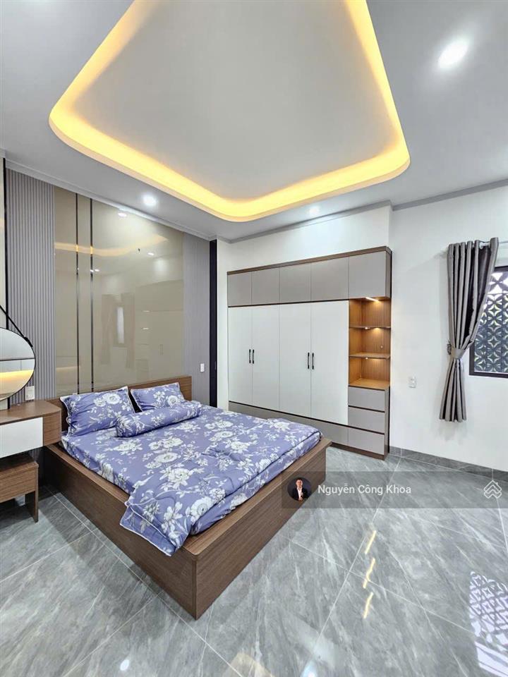 Bán nhà đúc 3 tấm đẹp, ngang 5m, 3 phòng ngủ, gần làng đại học 1,5km, p.tân đông hiệp, tp.dĩ an