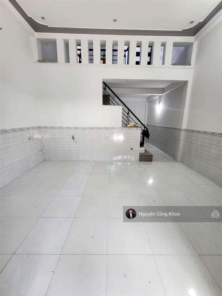 Bán nhà 1 trệt 1 lầu ngang 5m, 2,39 tỷ tl, gần đường bình chuẩn 63, p.bình chuẩn, tp.thuận an
