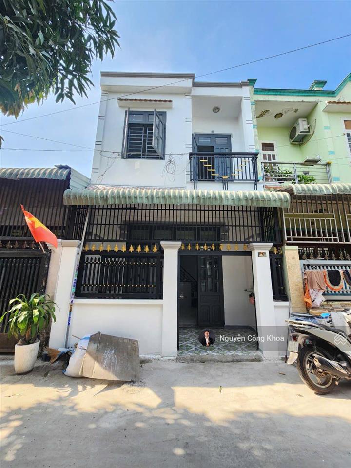 Bán nhà 1 trệt 1 lầu ngang 5m, 2,39 tỷ tl, gần đường bình chuẩn 63, p.bình chuẩn, tp.thuận an