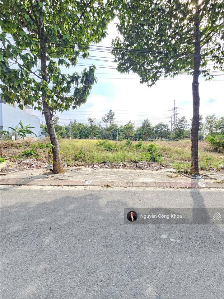 Bán đất ngang 5x20m, xây tự do, gần bờ hồ biconsi 300m, p.tân bình, tp.dĩ an