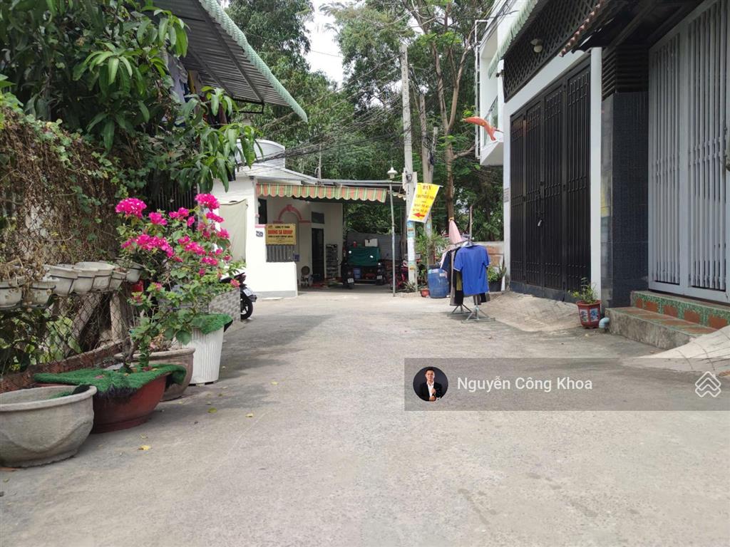 Bán đất 70m2 giá rẻ, đường rộng 6m, gần chợ phú an 300m, p.tân bình, tp.dĩ an