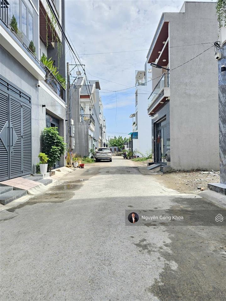 Bán nhà hoàn công, sân ô tô, 4 phòng ngủ, gần vòng xoay cầu hang 500m, p.hóa an, tp.biên hòa