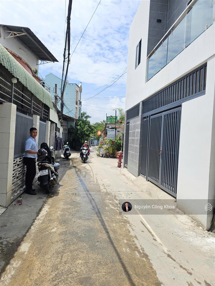 Bán nhà 1 trệt 1 lầu, phòng ngủ dưới, 2,68 tỷ tl, gần vòng xoay cầu hang 600m, p.bửu hòa, biên hòa