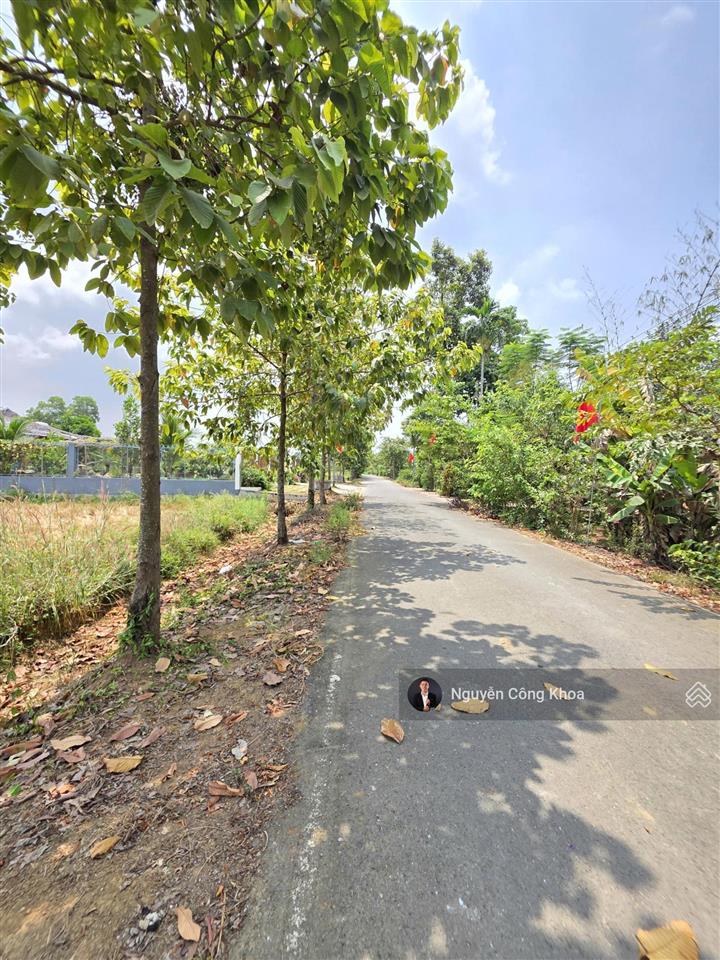 Bán đất ngang 27x53m, xây nhà vườn đẹp, 5,4 triệu/m, xung quanh là sông, p.thạnh hội, tp.tân uyên