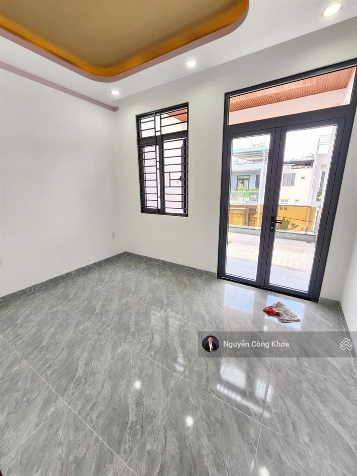 Bán nhà đúc 3 tấm hoàn công, 3 phòng ngủ, gần làng đại học thủ đức 2km, p. tân đông hiệp, dĩ an