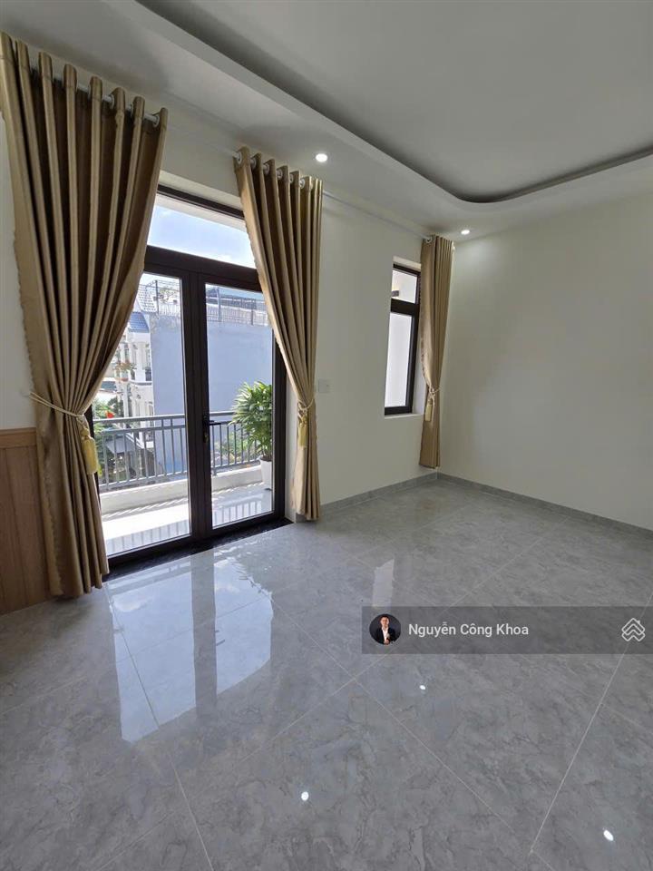 Bán nhà 100m2, hoàn công, sân ôtô, phòng ngủ dưới, gần ngã 6 an phú, p. an phú, tp. thuận an