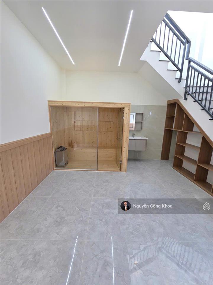 Bán nhà 100m2, hoàn công, sân ôtô, phòng ngủ dưới, gần ngã 6 an phú, p. an phú, tp. thuận an
