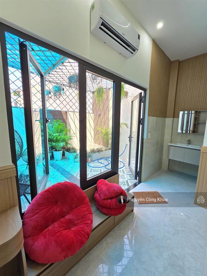 Bán nhà 100m2, hoàn công, sân ôtô, phòng ngủ dưới, gần ngã 6 an phú, p. an phú, tp. thuận an