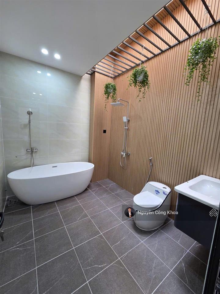 Bán nhà 100m2, hoàn công, sân ôtô, phòng ngủ dưới, gần ngã 6 an phú, p. an phú, tp. thuận an
