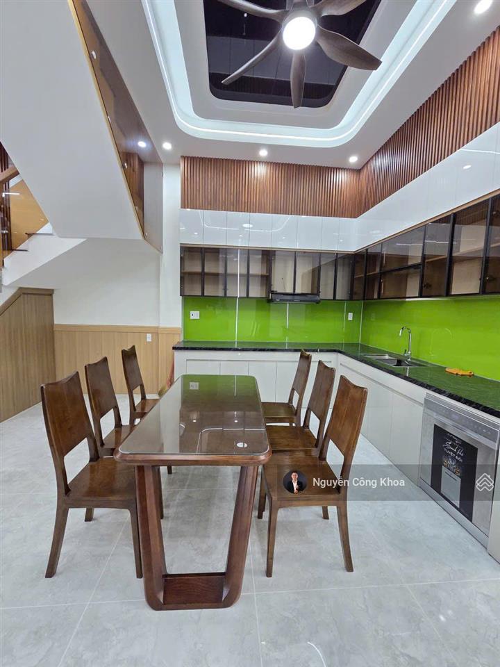 Bán nhà 100m2, hoàn công, sân ôtô, phòng ngủ dưới, gần ngã 6 an phú, p. an phú, tp. thuận an