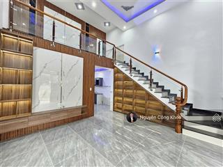 Bán nhà ngang 5,4m, phòng ngủ dưới, gần hội trường đông hòa 300m, p. đông hòa, tp. dĩ an