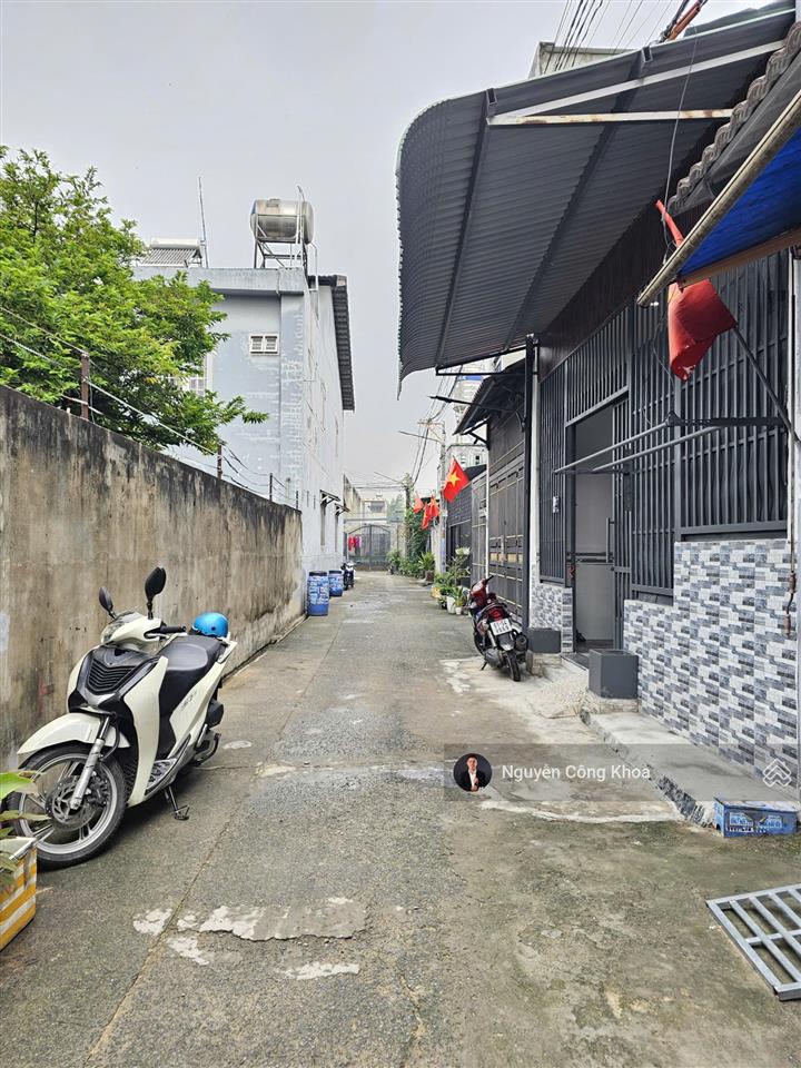 Bán nhà ngang 5,4m, phòng ngủ dưới, gần hội trường đông hòa 300m, p. đông hòa, tp. dĩ an