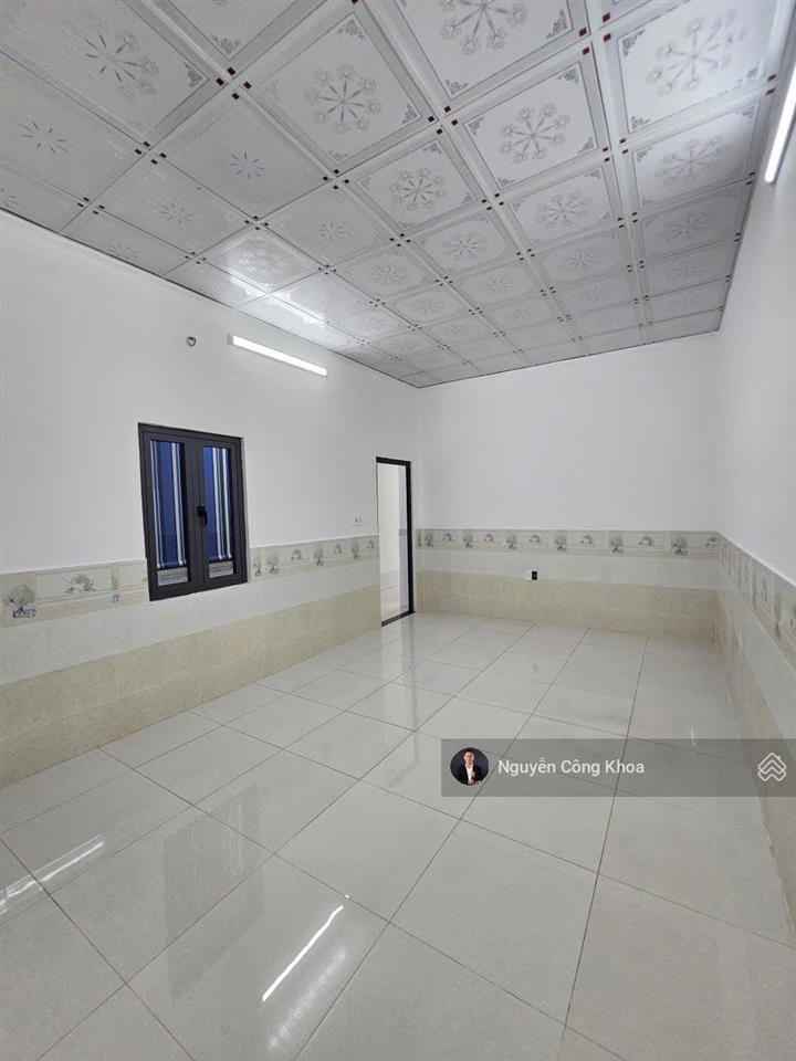 Bán nhà 5x24m, mặt tiền kinh doanh, 4 phòng ngủ, gần chợ đầu mối thủ đức 5km, p. dĩ an, tp. dĩ an