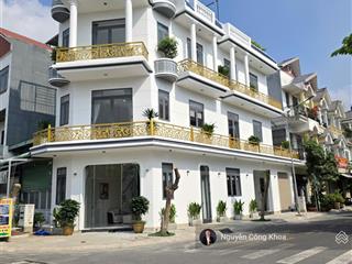 Bán nhà 2 mặt tiền, đúc 3 tấm, 5 phòng ngủ, đường chính kdc gần ngã 6 an phú, p. an phú, thuận an