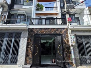 Bán nhà 1 trệt 1 lầu, 3 phòng ngủ, kdc gần sân vận động dĩ an 600m, p. tân đông hiệp, tp. dĩ an