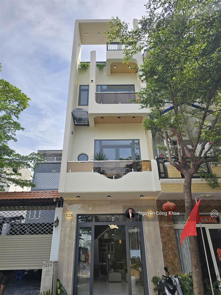 Nhà đúc 3 tấm, sân ôtô, 4 phòng ngủ, kdc gần aeonmall 1,5km, p. thuận giao, tp. thuận an