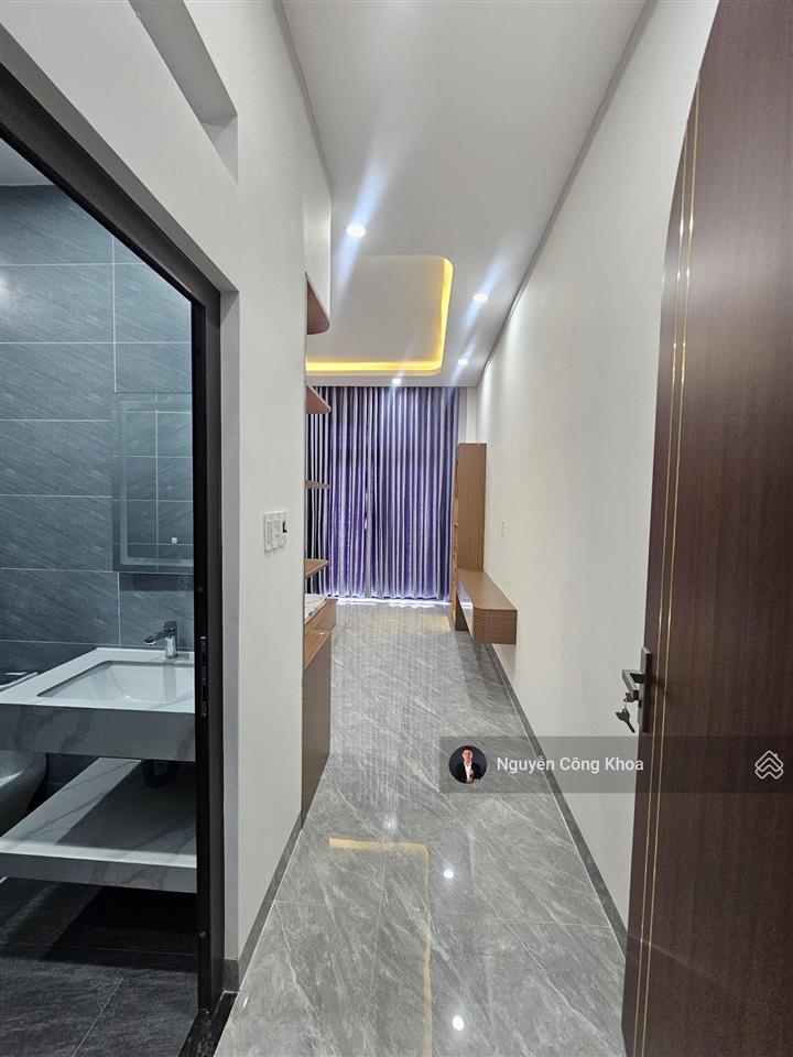 Nhà đúc 3 tấm đẹp, 3 phòng ngủ, full nội thất, gần chợ đầu mối thủ đức 5km, p. bình hòa, thuận an