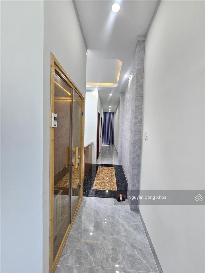 Nhà đúc 3 tấm đẹp, 3 phòng ngủ, full nội thất, gần chợ đầu mối thủ đức 5km, p. bình hòa, thuận an