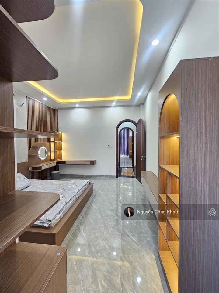 Nhà đúc 3 tấm đẹp, 3 phòng ngủ, full nội thất, gần chợ đầu mối thủ đức 5km, p. bình hòa, thuận an
