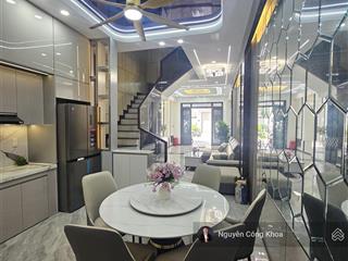 Bán nhà đúc 3 tấm, hoàn công, 4 phòng ngủ, kdc gần chợ phú phong 100m, p.bình chuẩn, thuận an