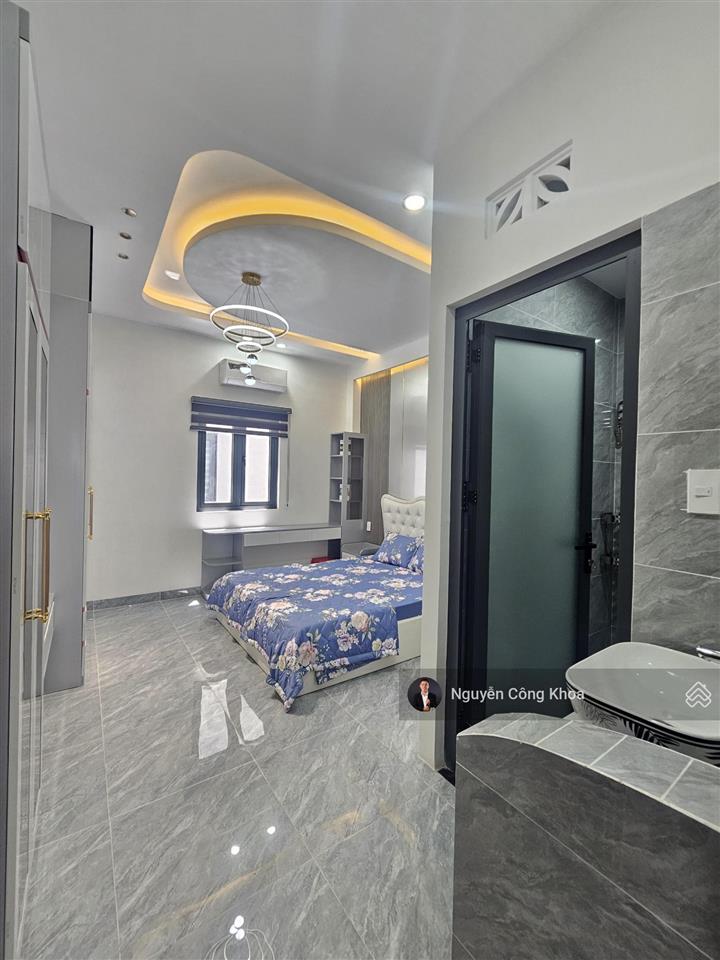 Bán nhà đúc 3 tấm, hoàn công, 4 phòng ngủ, kdc gần chợ phú phong 100m, p. bình chuẩn, tp. thuận an