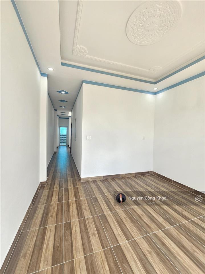 Bán nhà 1t2l 77.2m², sân ô tô, hoàn công, 4pn, gần chợ phú phong, p. bình chuẩn, tp. thuận an