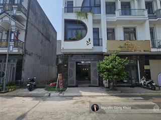 Bán nhà đúc 3 tấm, hoàn công, sân ôtô, 4 phòng ngủ, kdc gần ngã 6 an phú, p. an phú, tp. thuận an