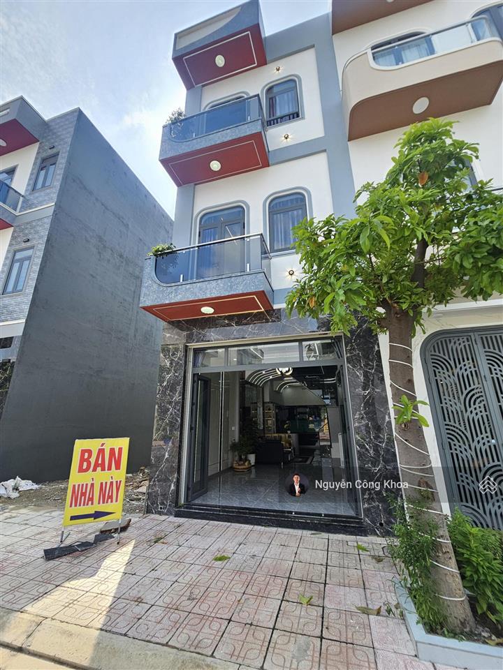 Bán nhà đúc 3 tấm, sân ô tô, 4 phòng ngủ, kdc gần ngã 6 an phú, p. an phú, tp. thuận an