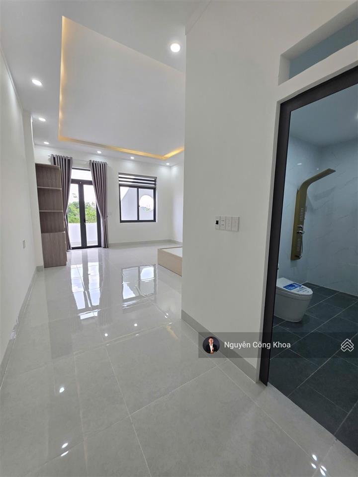 Ra vội, nhà đối diện công viên, 4 phòng ngủ, kdc gần vòng xoay cầu hang 500m, p. bửu hòa, biên hòa