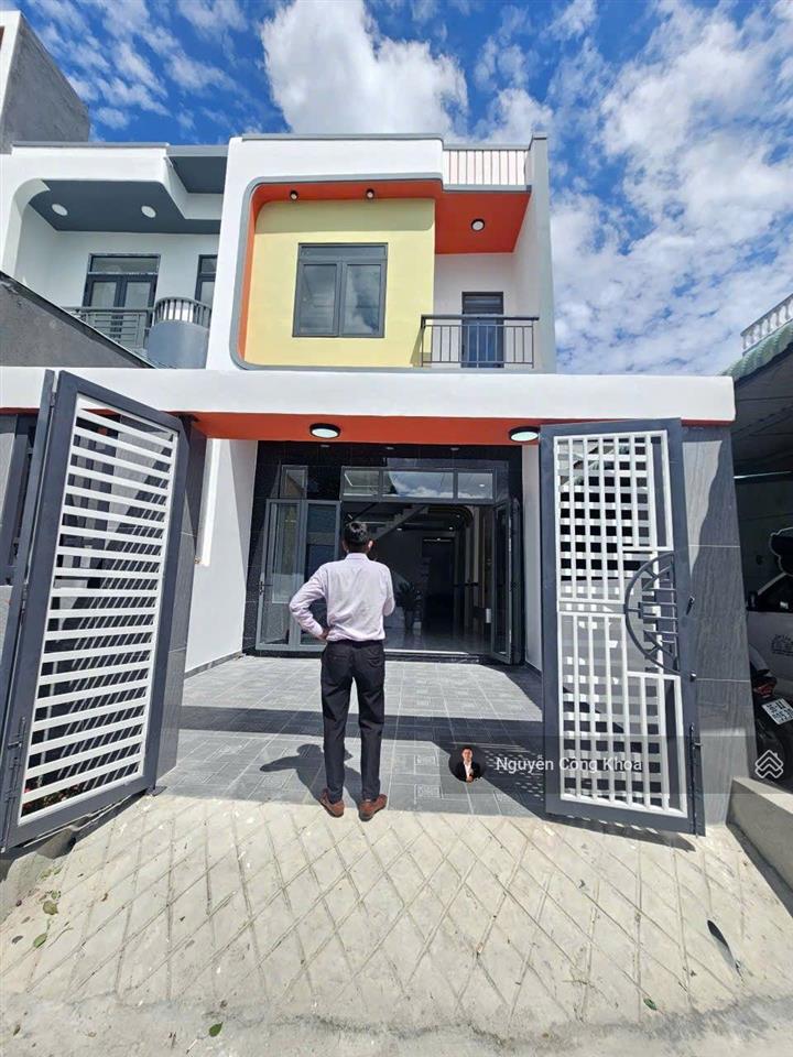 Bán nhà 5x18m3, sân ô tô, 3 phòng ngủ, 3,15 tỷ tl, gần chợ bình chuẩn, p. bình chuẩn, thuận an