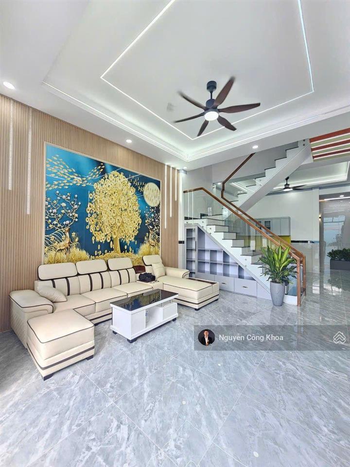 Bán nhà 5x18m3, sân ô tô, 3 phòng ngủ, 3,15 tỷ tl, gần chợ bình chuẩn, p. bình chuẩn, thuận an