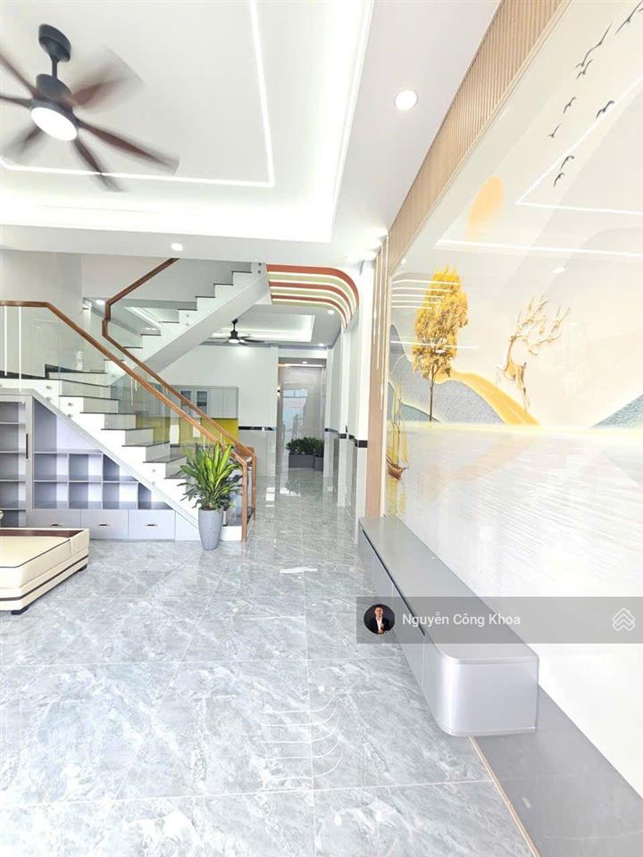 Bán nhà 5x18m3, sân ô tô, 3 phòng ngủ, 3,15 tỷ tl, gần chợ bình chuẩn, p. bình chuẩn, thuận an