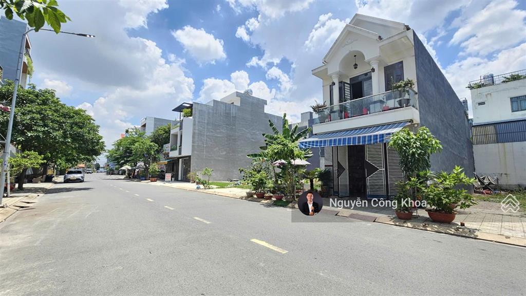 Bán vội đất 5x22m, sổ riêng, đường rộng 17m, kdc gần chợ đông đô 300m, p. an phú, tp. thuận an