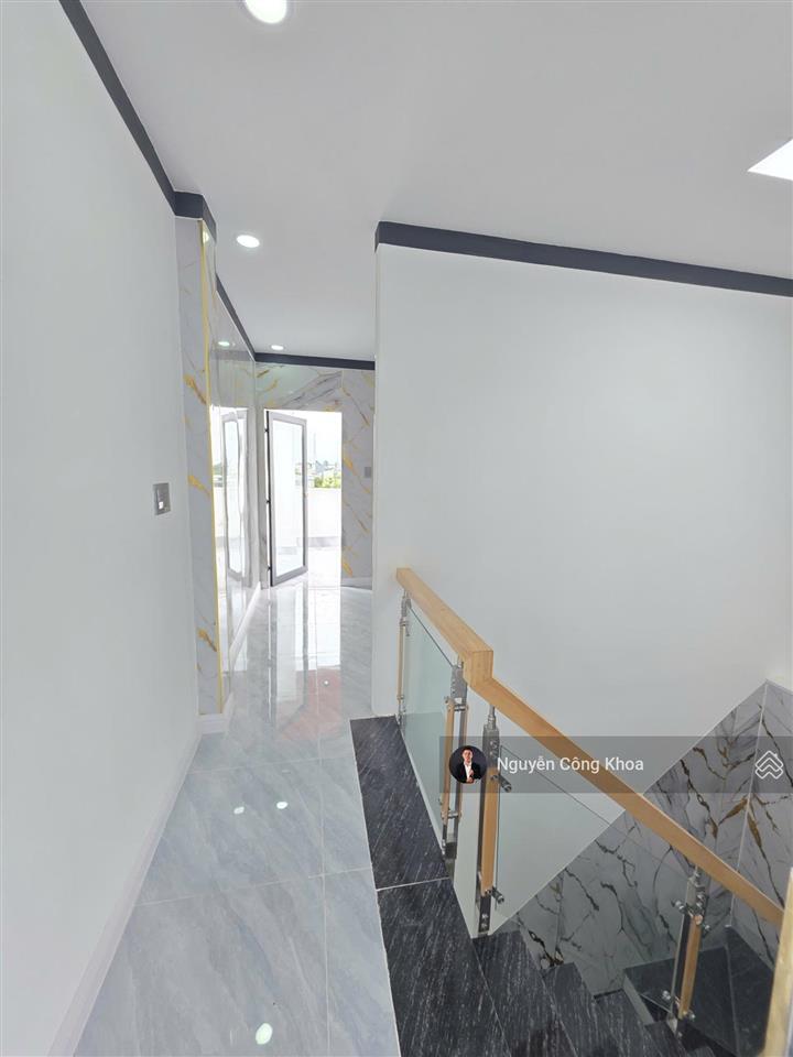 Bán nhà 1t1l, sân ôtô rộng, 4 phòng ngủ, gần cây xăng hạnh nguyên, p. thái hòa, tp. tân uyên