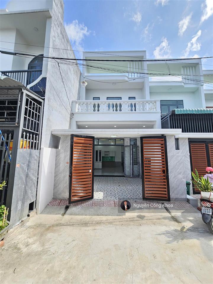 Bán nhà hoàn công, sân ô tô, phòng ngủ dưới, gần vòng xoay cầu hang 500m, p. hóa an, tp. biên hòa