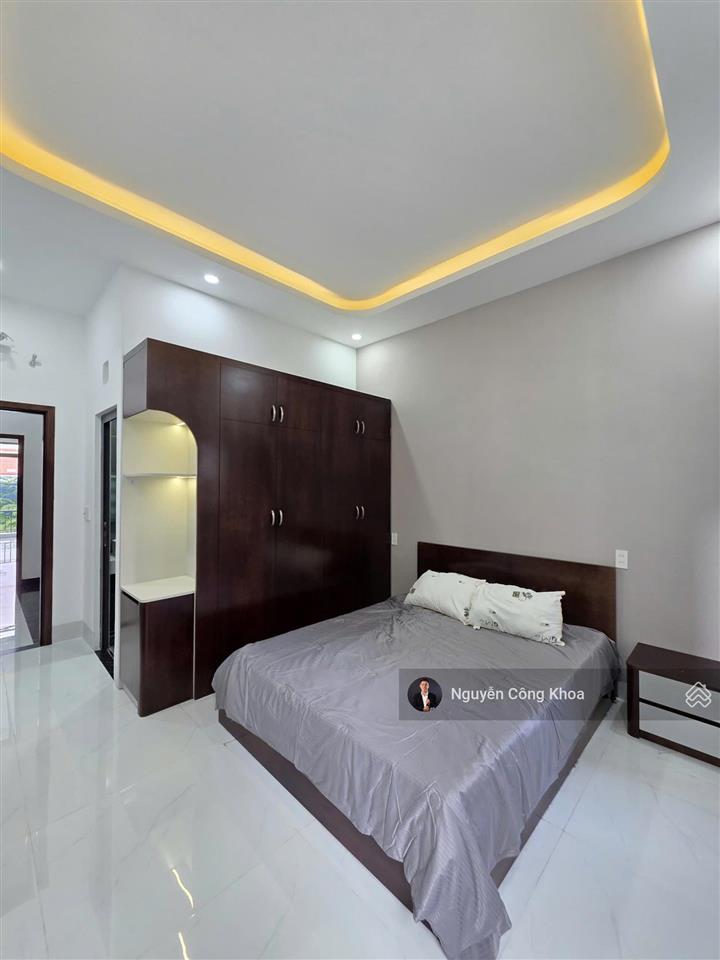 Bán vội nhà 1t2l hoàn công, 4 phòng ngủ, kdc đẹp gần chợ phú phong, p. bình chuẩn, tp. thuận an