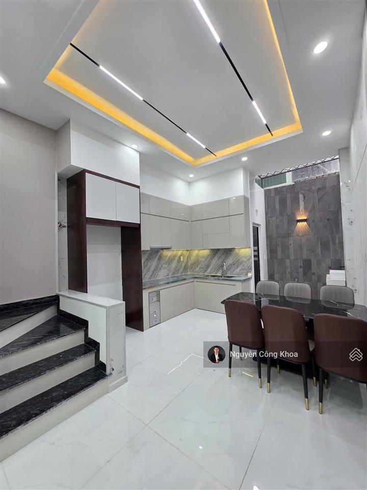 Bán vội nhà 1t2l hoàn công, 4 phòng ngủ, kdc đẹp gần chợ phú phong, p. bình chuẩn, tp. thuận an